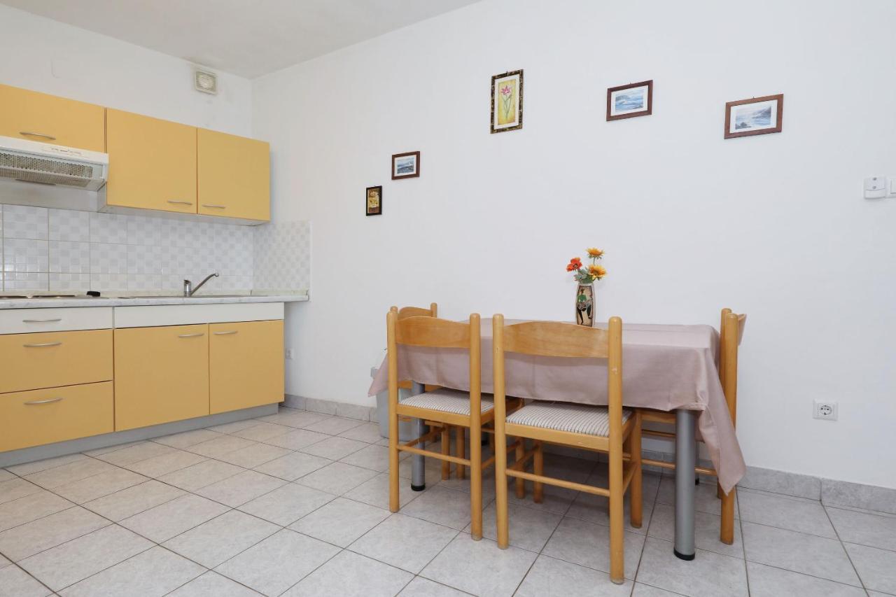 Apartment Alexa Turanj Εξωτερικό φωτογραφία